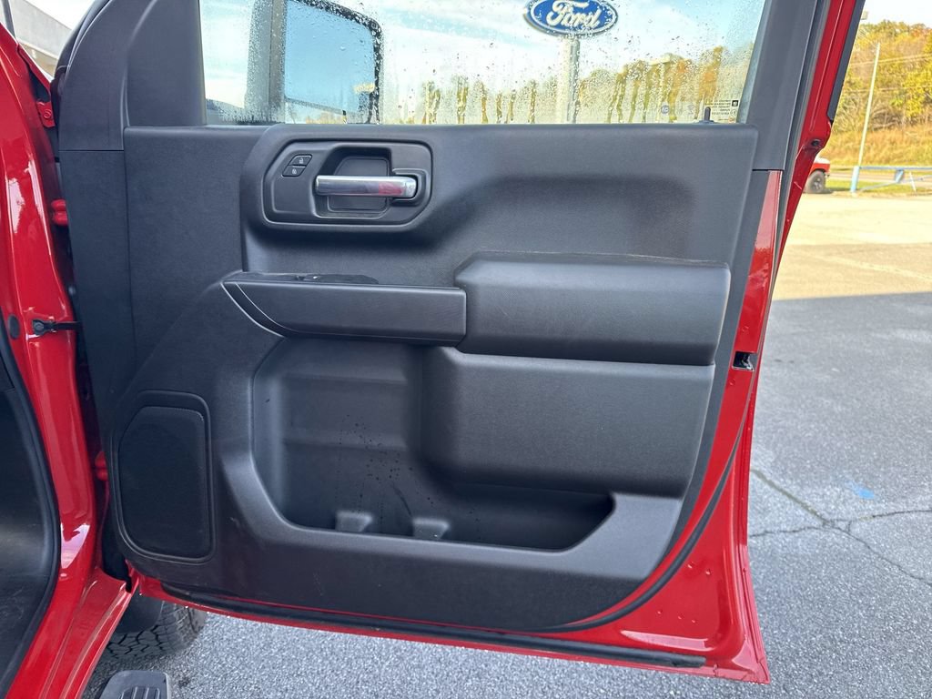 Used 2025 Chevrolet Silverado 2500 Custom w/ Custom Value Package AWD/4WD image 20