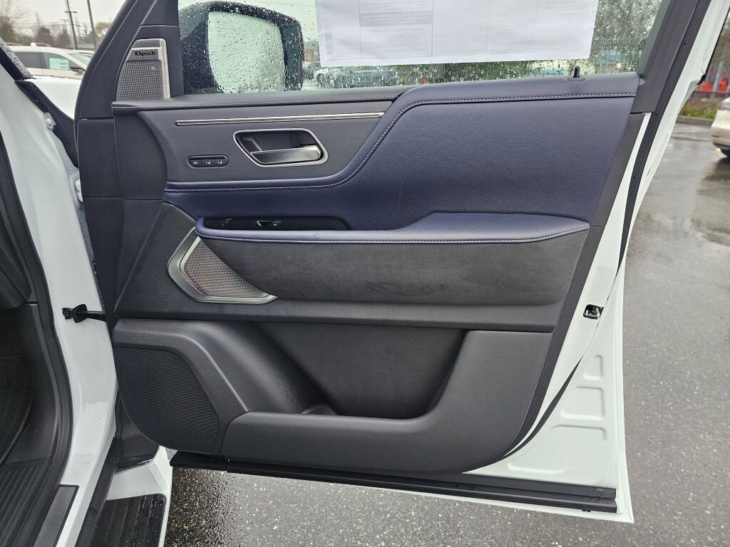 New 2026 INFINITI QX80 4WD image 10