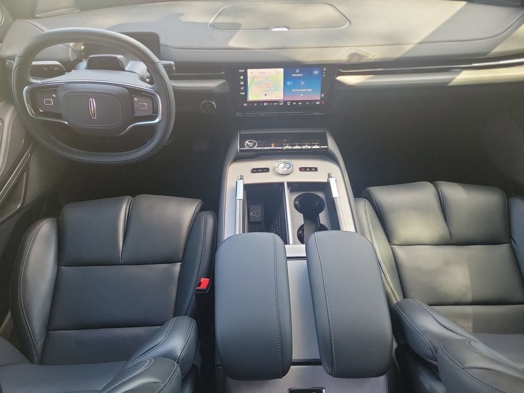 New 2025 Lincoln Navigator Reserve w/ Jet Appearance Package AWD/4WD image 9