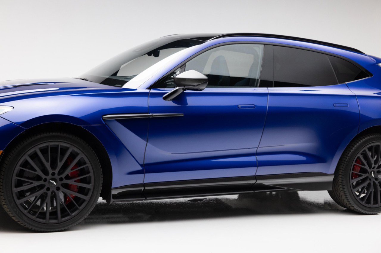 Used 2023 Aston Martin DBX 707 AWD/4WD image 37