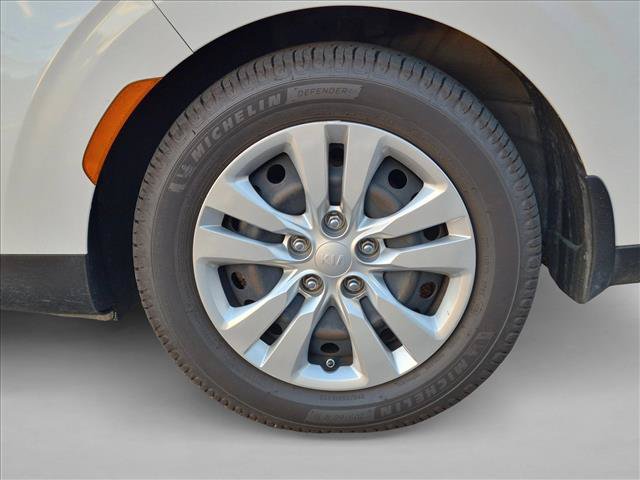 Used 2020 Kia Soul LX FWD image 15