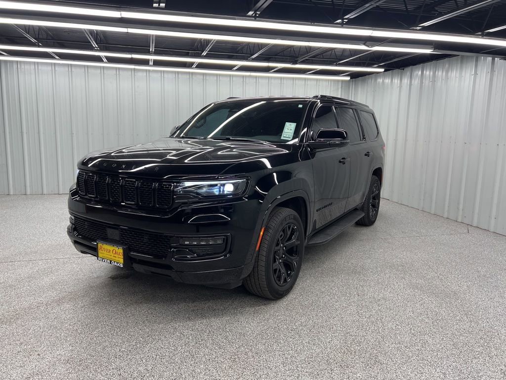 Used 2025 Jeep Wagoneer Series II image 3