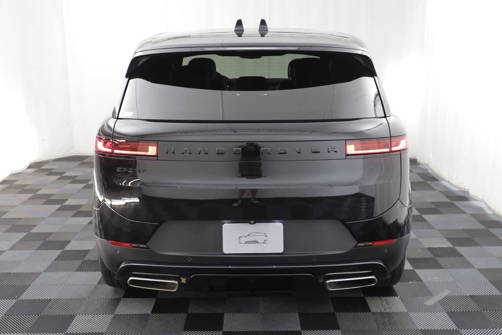 Used 2025 Land Rover Range Rover Sport SE AWD/4WD image 16