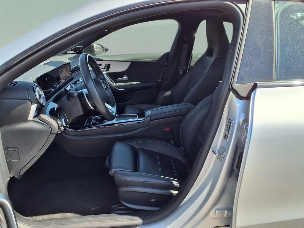 Used 2024 Mercedes-Benz CLA 35 AMG 4MATIC image 14