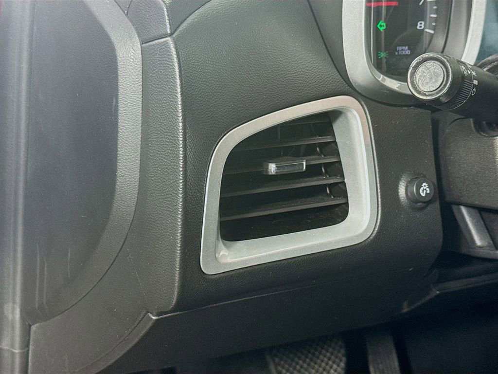 Used 2017 Chevrolet Equinox LT w/ Convenience Package image 10