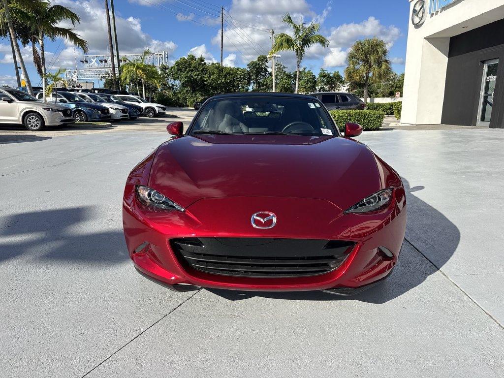 Used 2023 MAZDA MX-5 Miata Grand Touring w/ Weather Package RWD image 8