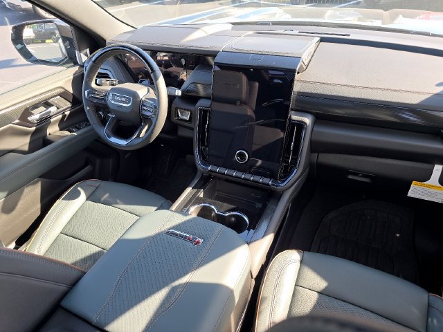 New 2026 GMC Yukon AT4 w/ AT4 Premium Plus Package AWD/4WD image 27