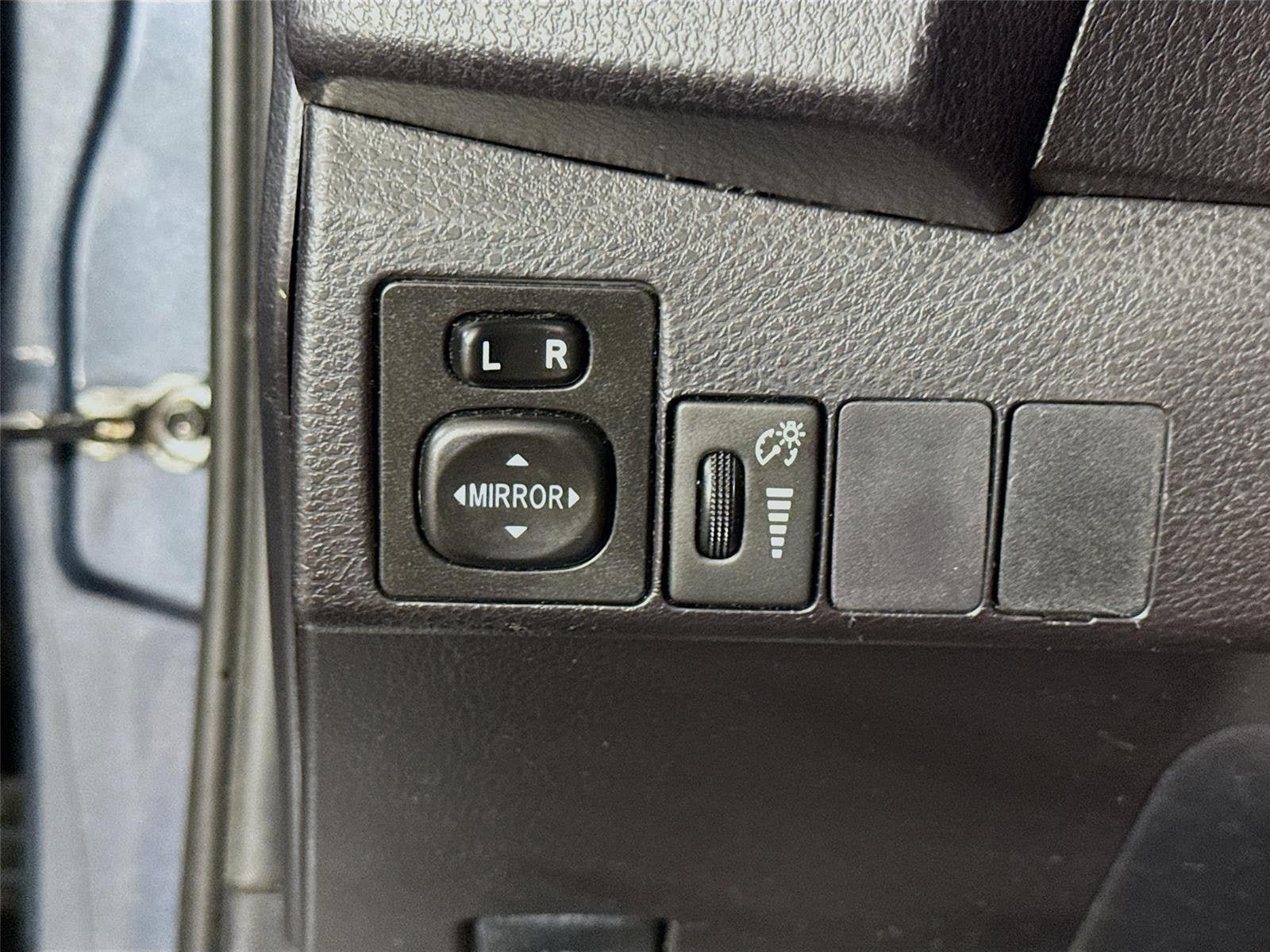 Used 2016 Toyota Corolla S FWD image 10