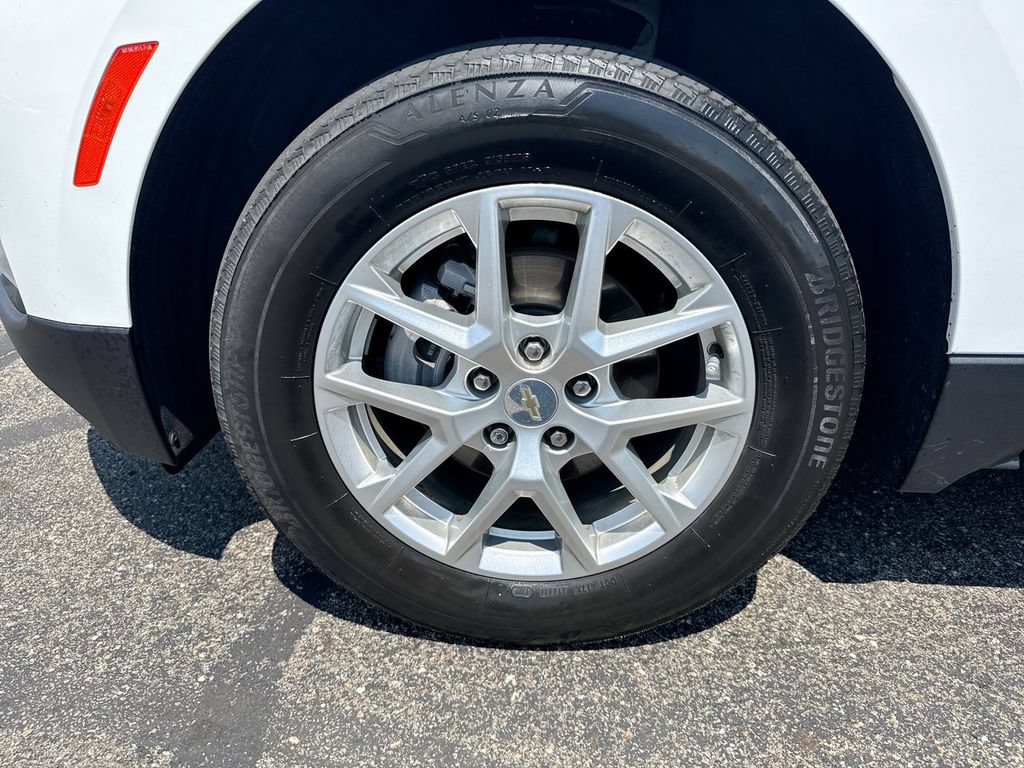 Used 2022 Chevrolet Equinox LT AWD/4WD image 10