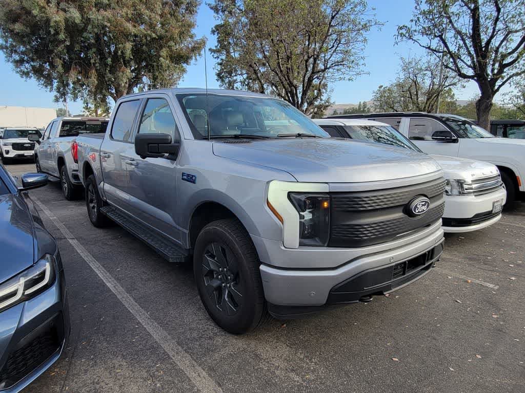 Certified 2025 Ford F150 Lightning Flash AWD/4WD image 9