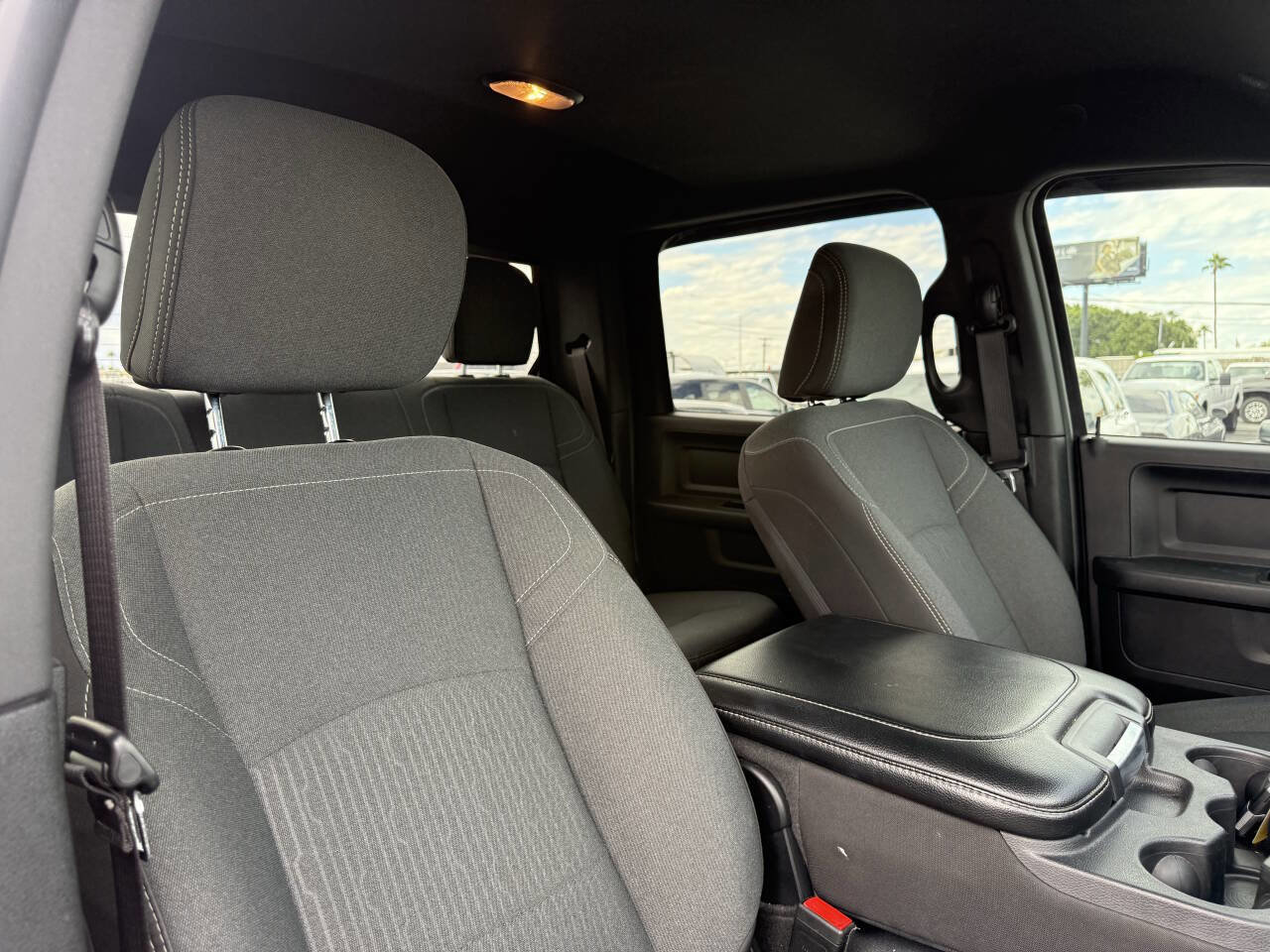 Used 2024 RAM 2500 Tradesman w/ Chrome Appearance Group image 26
