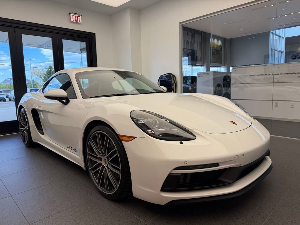 Used 2021 Porsche 718 Cayman GTS RWD image 24