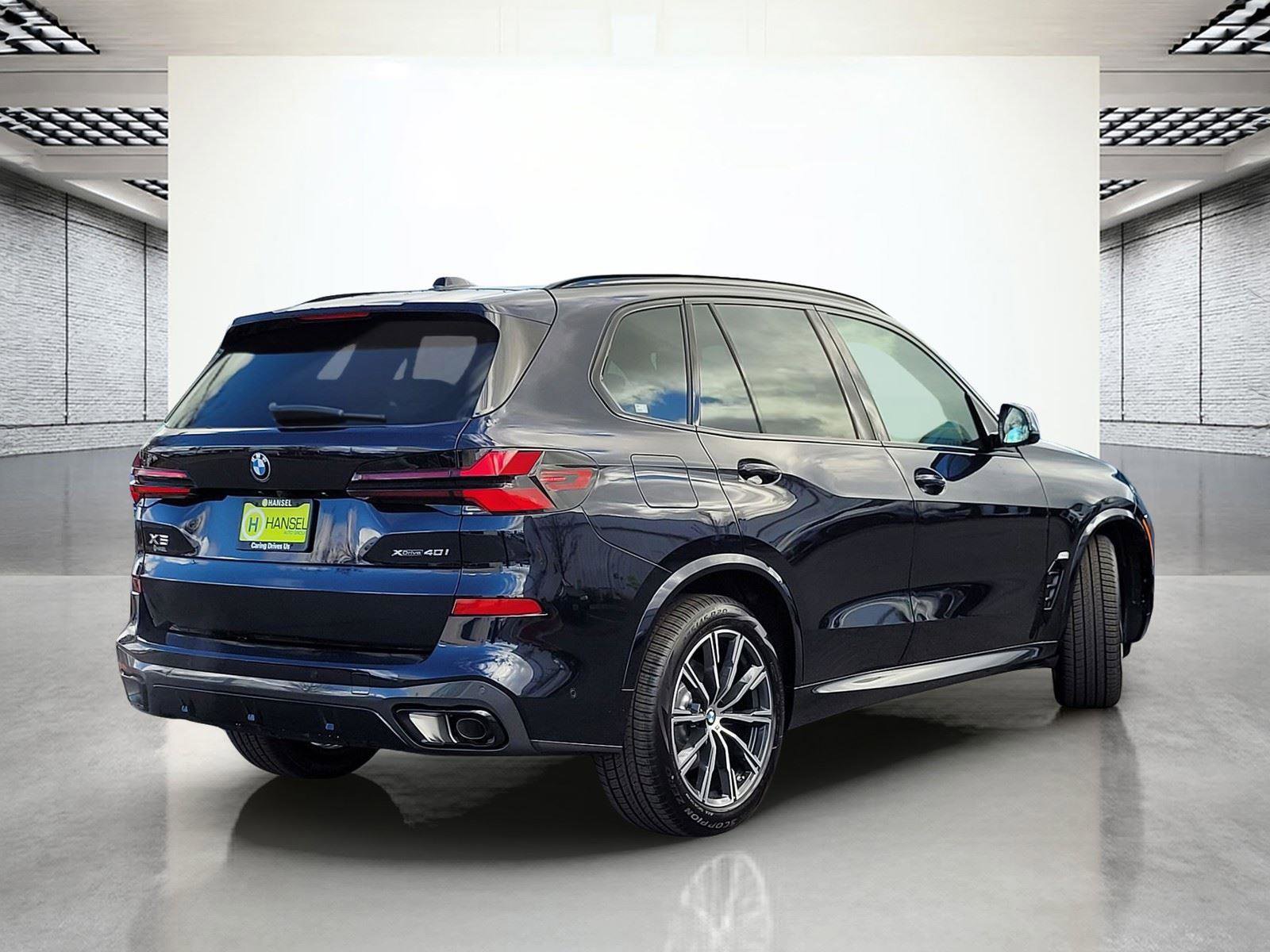 New 2026 BMW X5 xDrive40i w/ M Sport Package AWD/4WD image 6