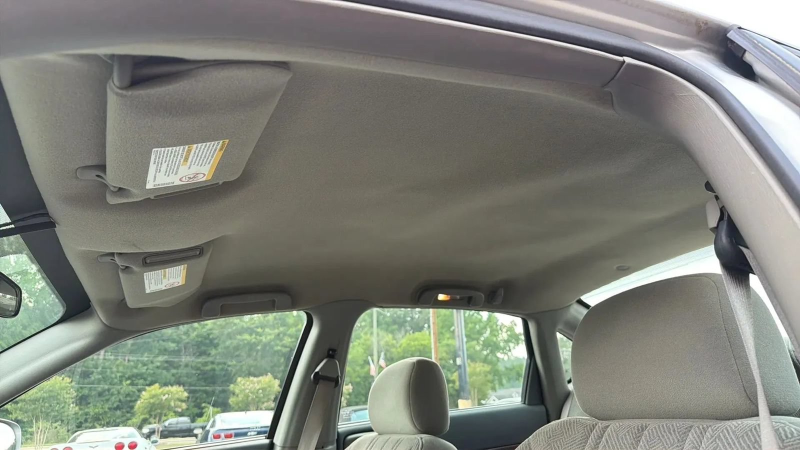 Used 2004 Chevrolet Impala w/ Preferred Equipment Group FWD image 15