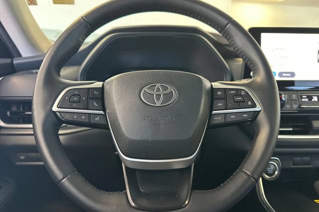 Certified 2025 Toyota Grand Highlander FWD image 29
