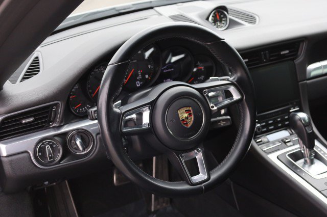 Used 2017 Porsche 911 Carrera RWD image 23