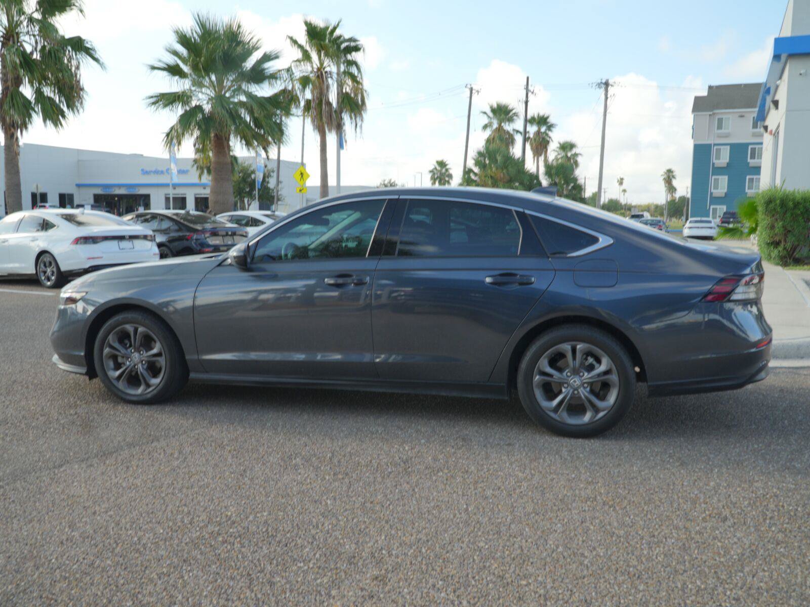 Used 2024 Honda Accord EX image 8