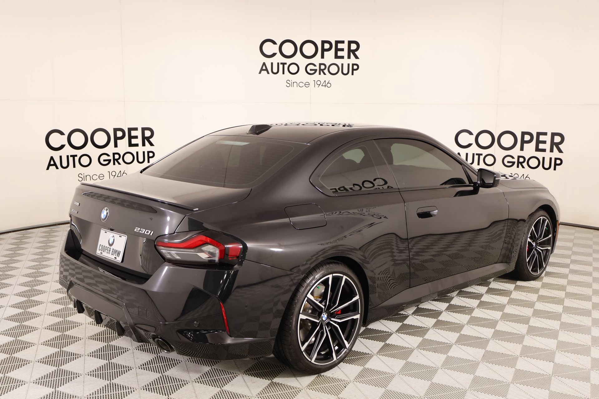 Certified 2024 BMW 230i xDrive Coupe w/ Premium Package AWD/4WD image 20