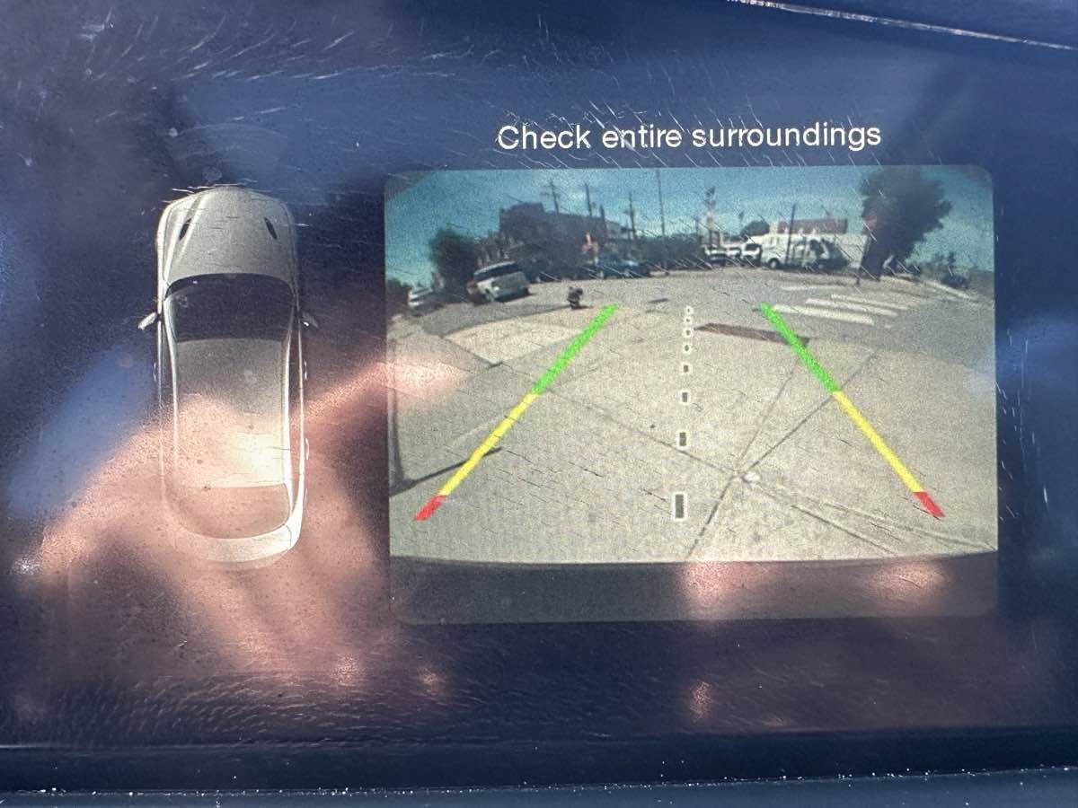 Used 2017 Alfa Romeo Giulia AWD image 19