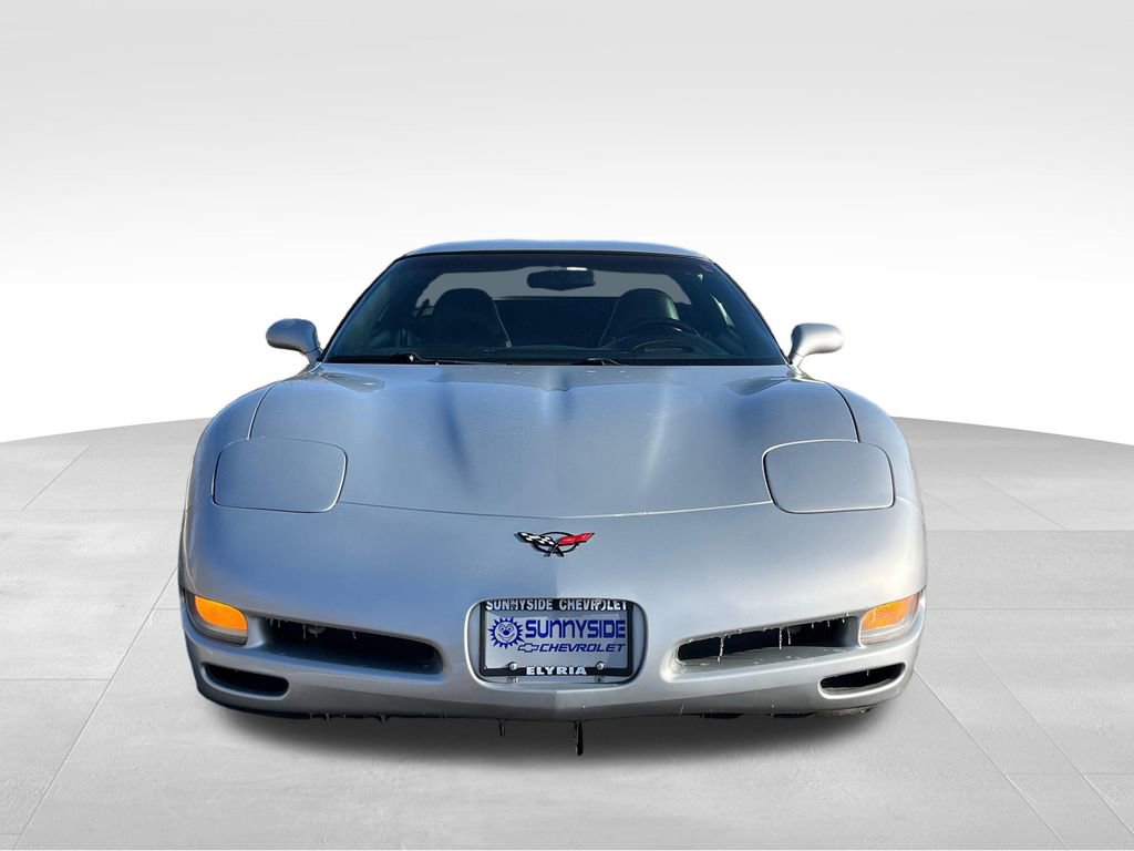 Used 2000 Chevrolet Corvette Coupe w/ Roof Pkg image 7
