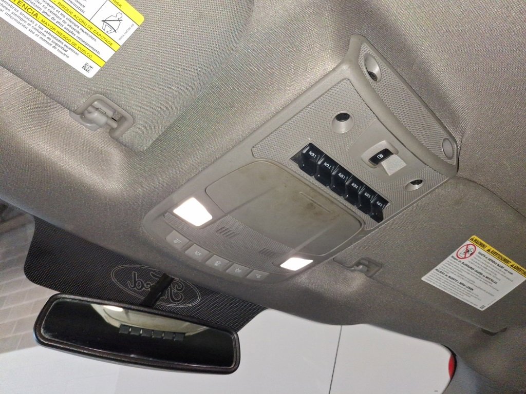 Used 2017 Ford F250 Lariat w/ Lariat Value Package image 27