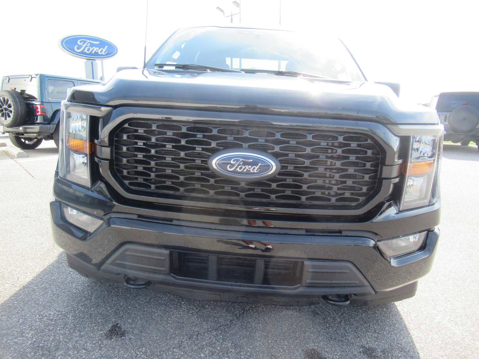 Used 2023 Ford F150 XL w/ STX Appearance Package image 2