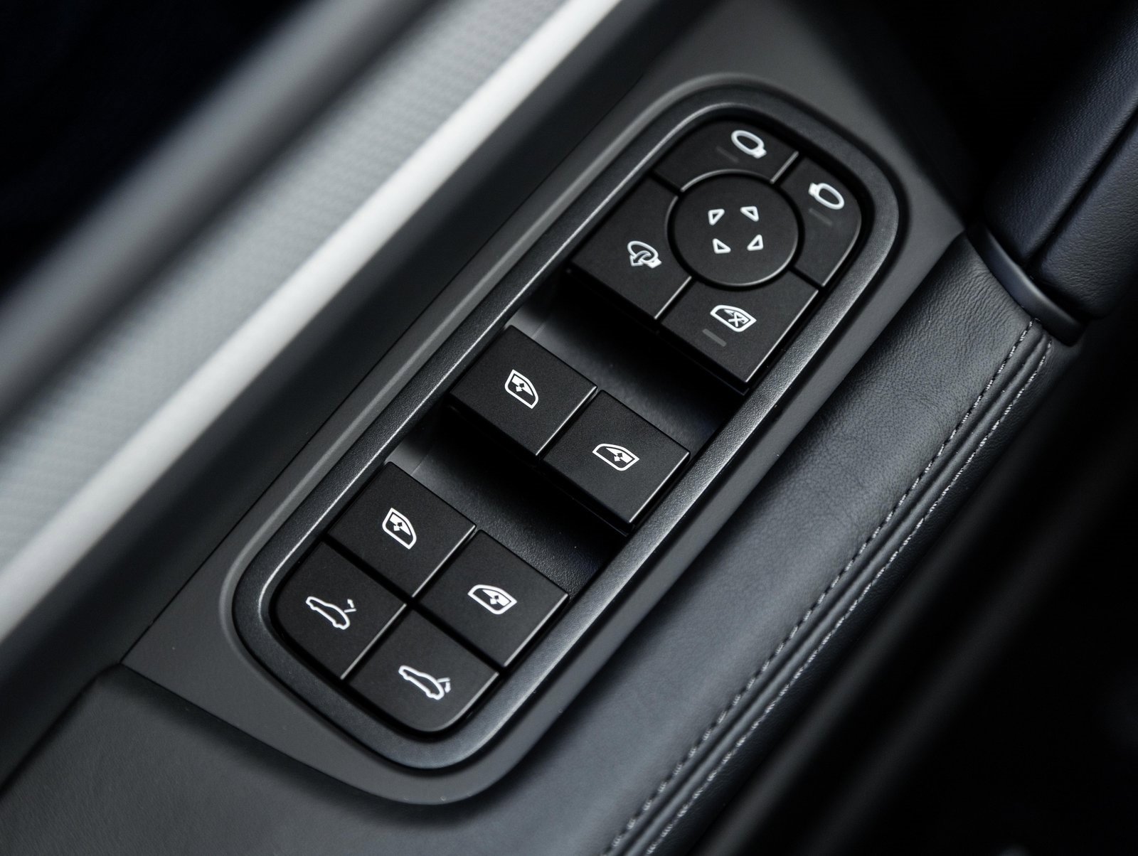 Certified 2026 Porsche Cayenne image 20