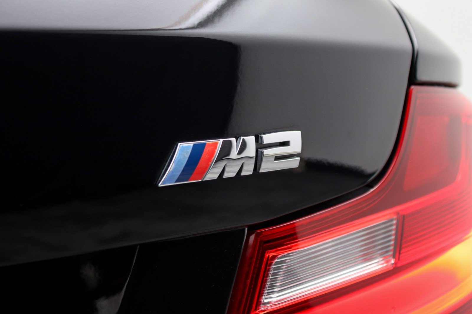Used 2017 BMW M2 RWD image 14