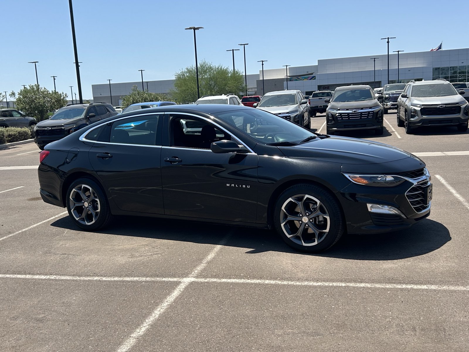 Used 2024 Chevrolet Malibu LT FWD image 7