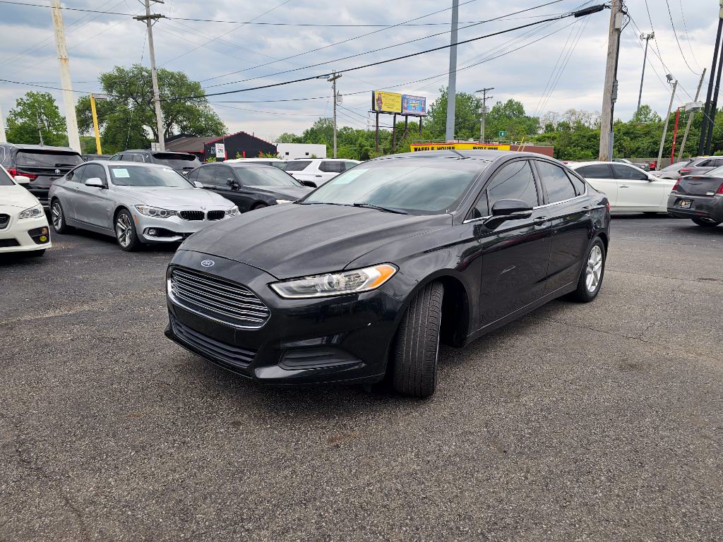 Used 2015 Ford Fusion SE FWD image 7
