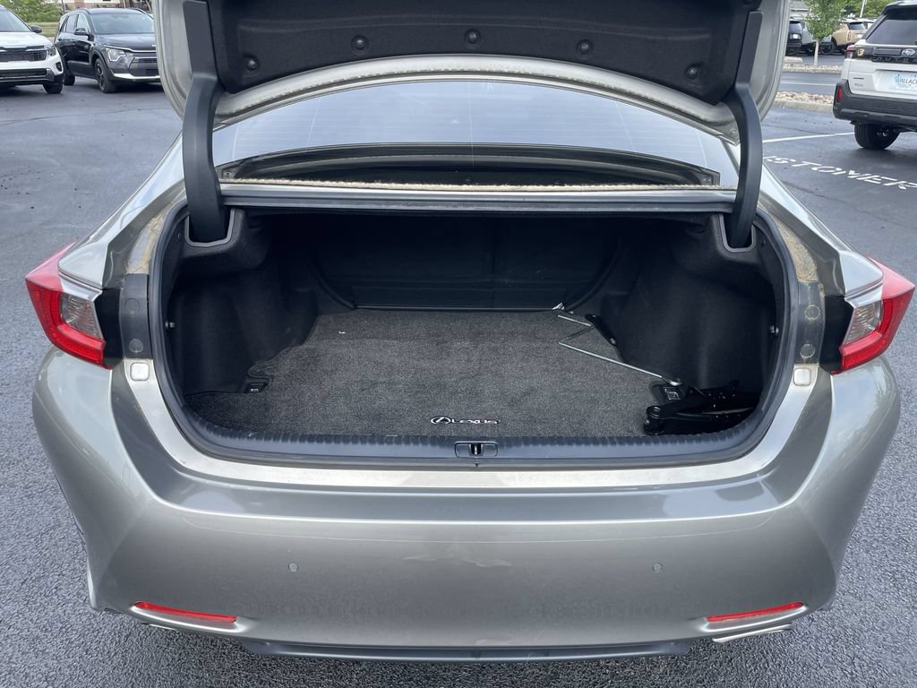 Used 2016 Lexus RC 200t RWD image 35