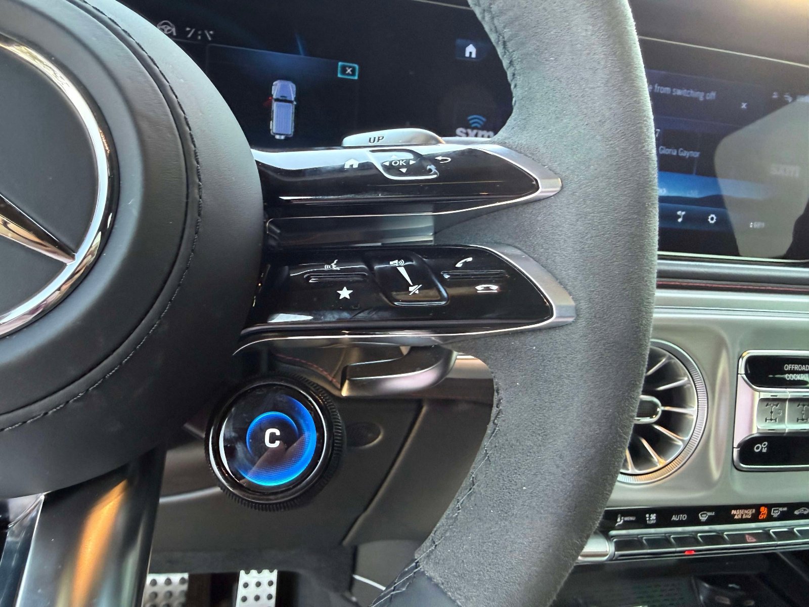 Used 2025 Mercedes-Benz G 63 AMG 4MATIC image 32