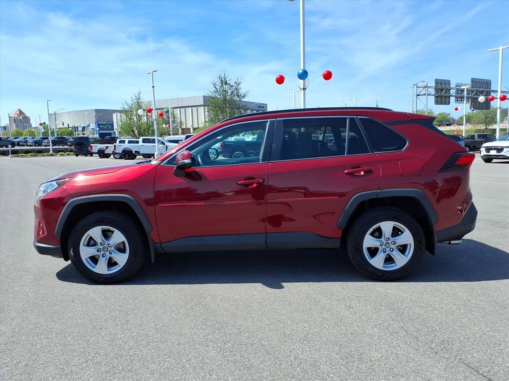 Used 2021 Toyota RAV4 XLE w/ Convenience Package AWD/4WD video 2