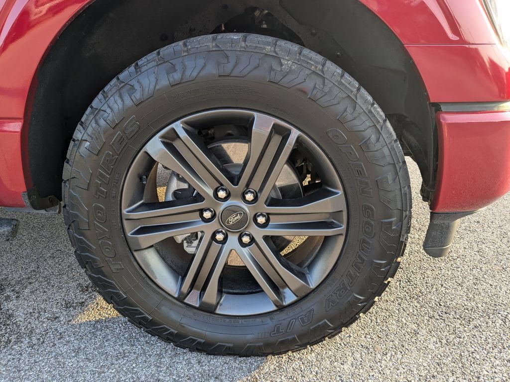 Used 2022 Ford F150 XLT w/ Equipment Group 302A High AWD/4WD image 16