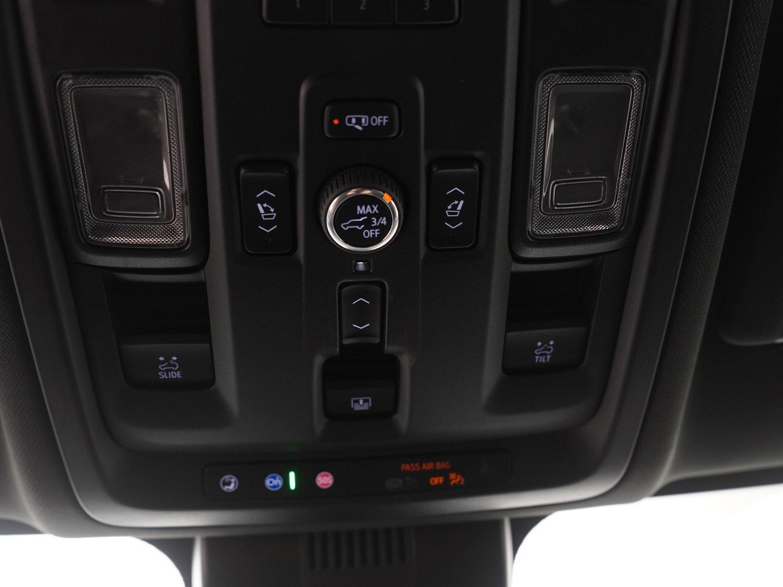 Used 2023 Chevrolet Tahoe Premier image 32