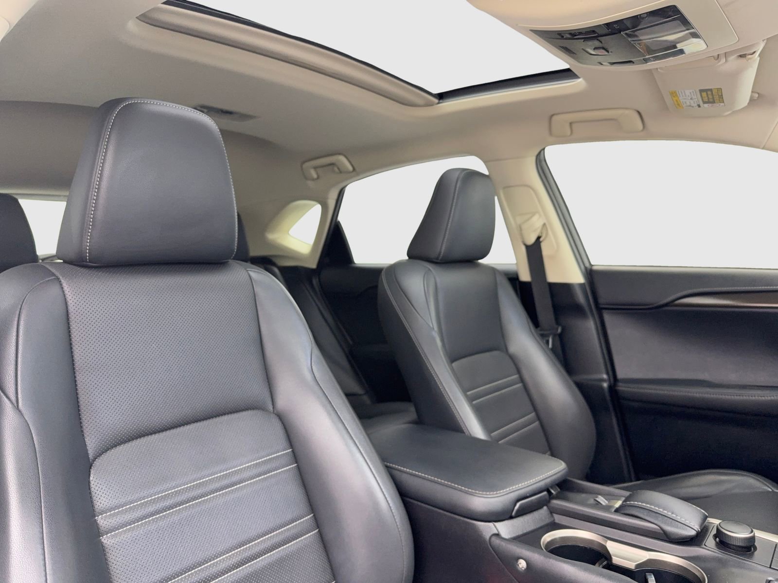 Used 2017 Lexus NX 200t FWD image 40