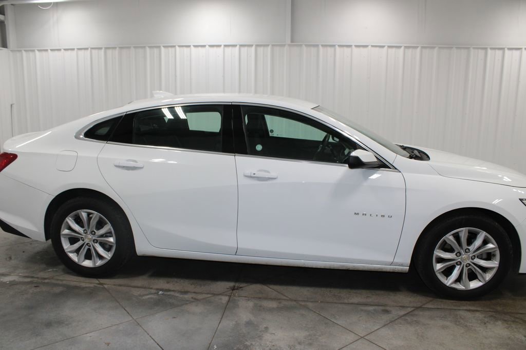 Used 2023 Chevrolet Malibu LT image 11
