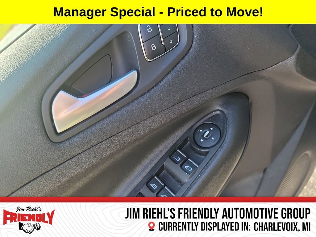 Used 2016 Ford Escape Titanium image 11