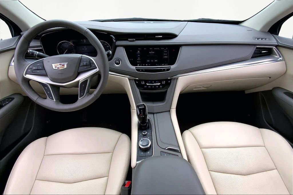 Used 2022 Cadillac XT5 Premium Luxury image 7