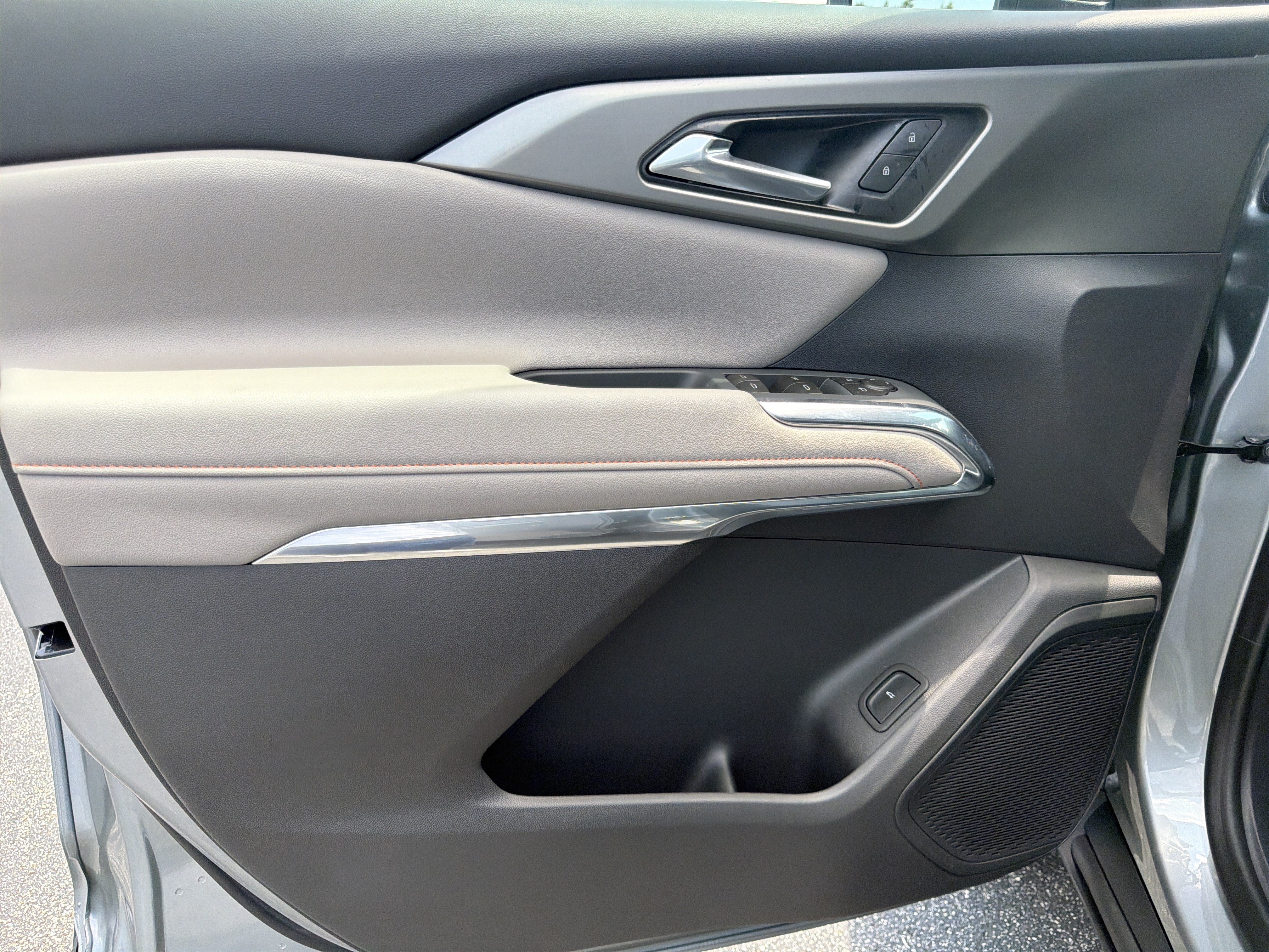 New 2026 Chevrolet Traverse LT FWD image 10