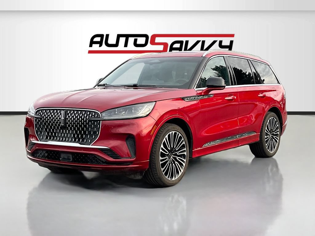 Used 2025 Lincoln Aviator Black Label AWD/4WD image 3