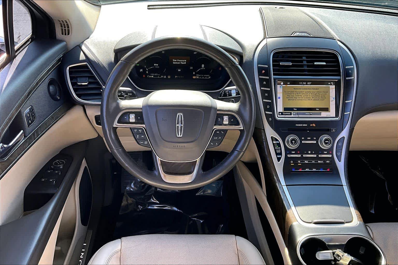 Used 2019 Lincoln Nautilus Reserve w/ Driver Assistance Package AWD/4WD image 6