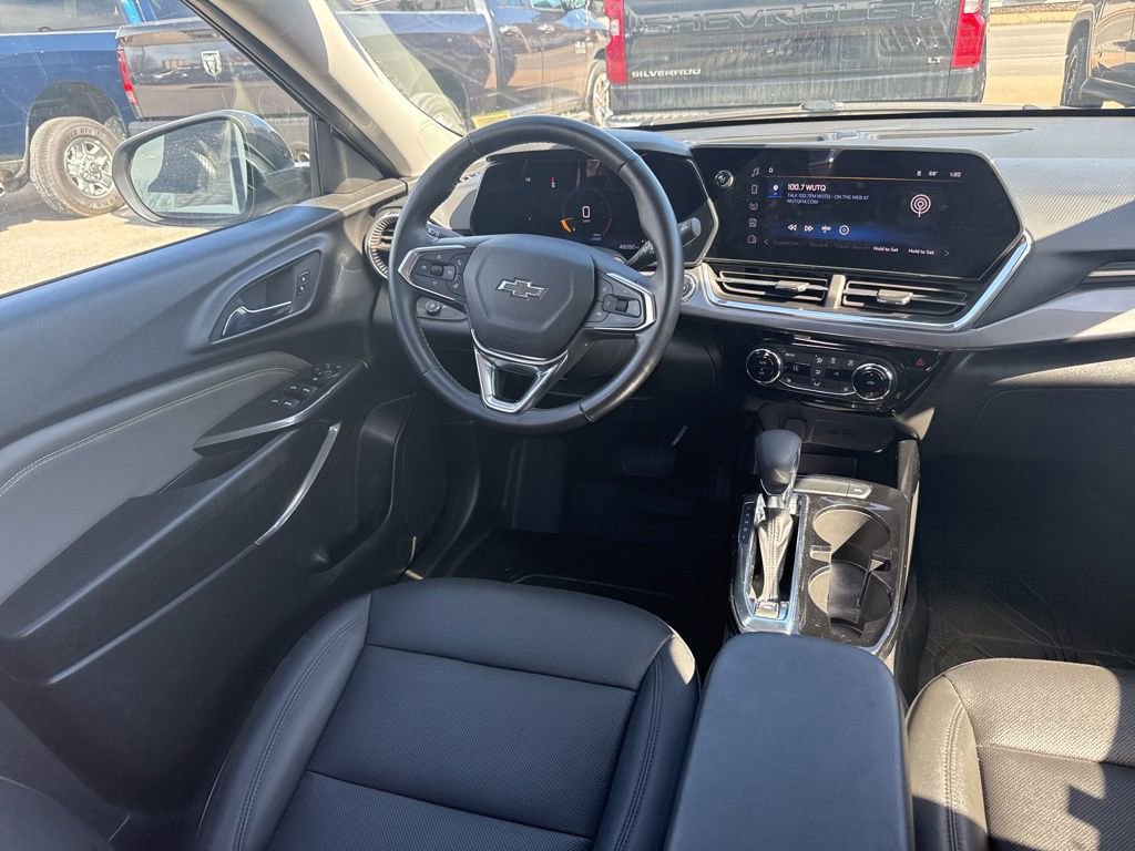 Used 2024 Chevrolet Trax ACTIV w/ Driver Confidence Package image 11