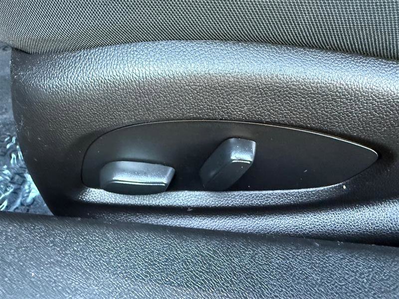 Used 2021 Chevrolet Camaro LT RWD image 21