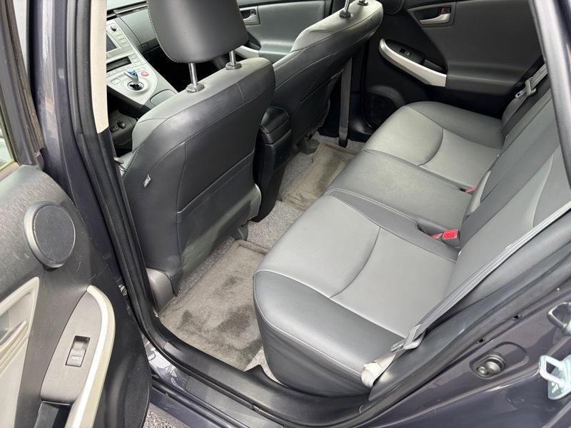 Used 2015 Toyota Prius Four FWD image 28