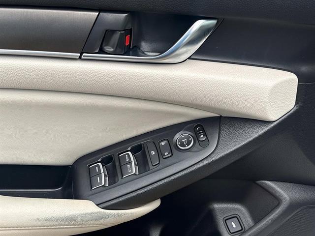 Used 2018 Honda Accord LX image 18