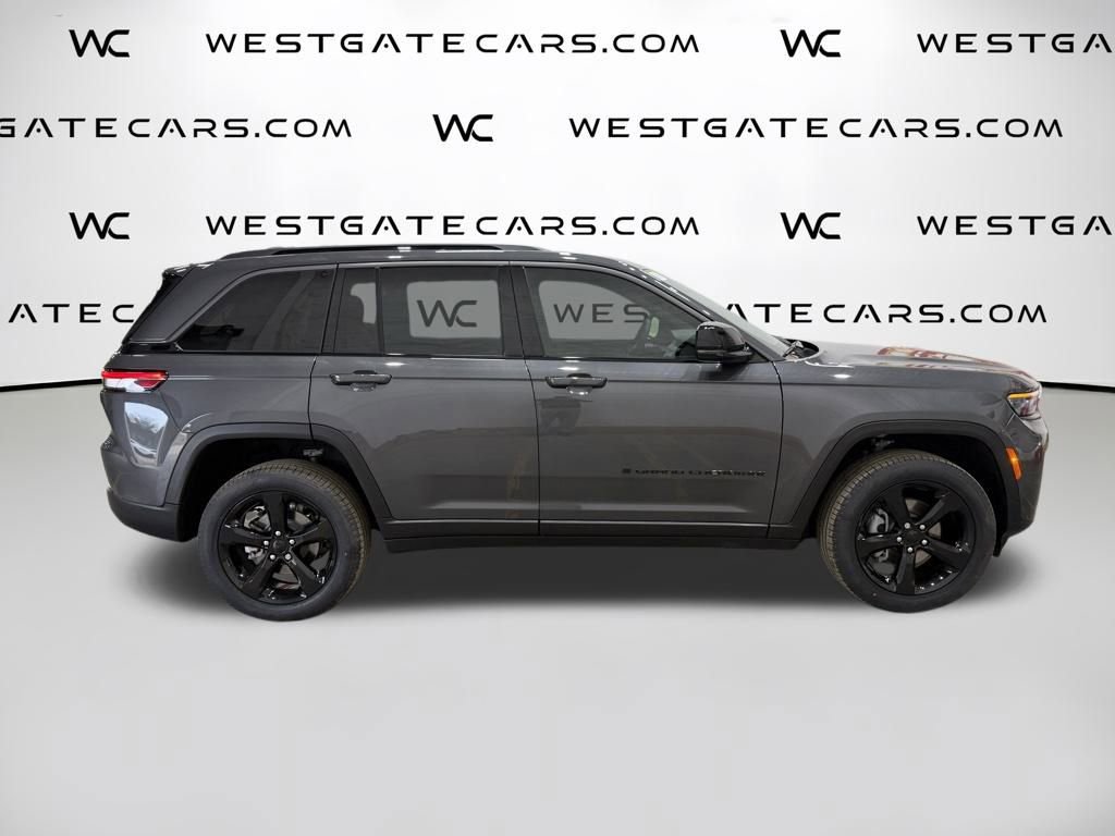 New 2026 Jeep Grand Cherokee Limited w/ Limited Altitude Package image 5