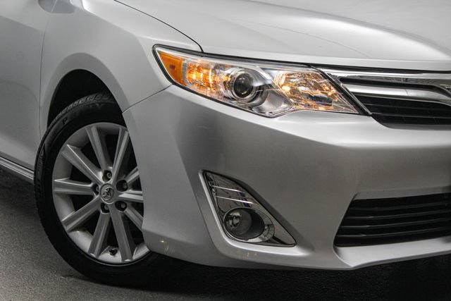 Used 2012 Toyota Camry XLE FWD image 3