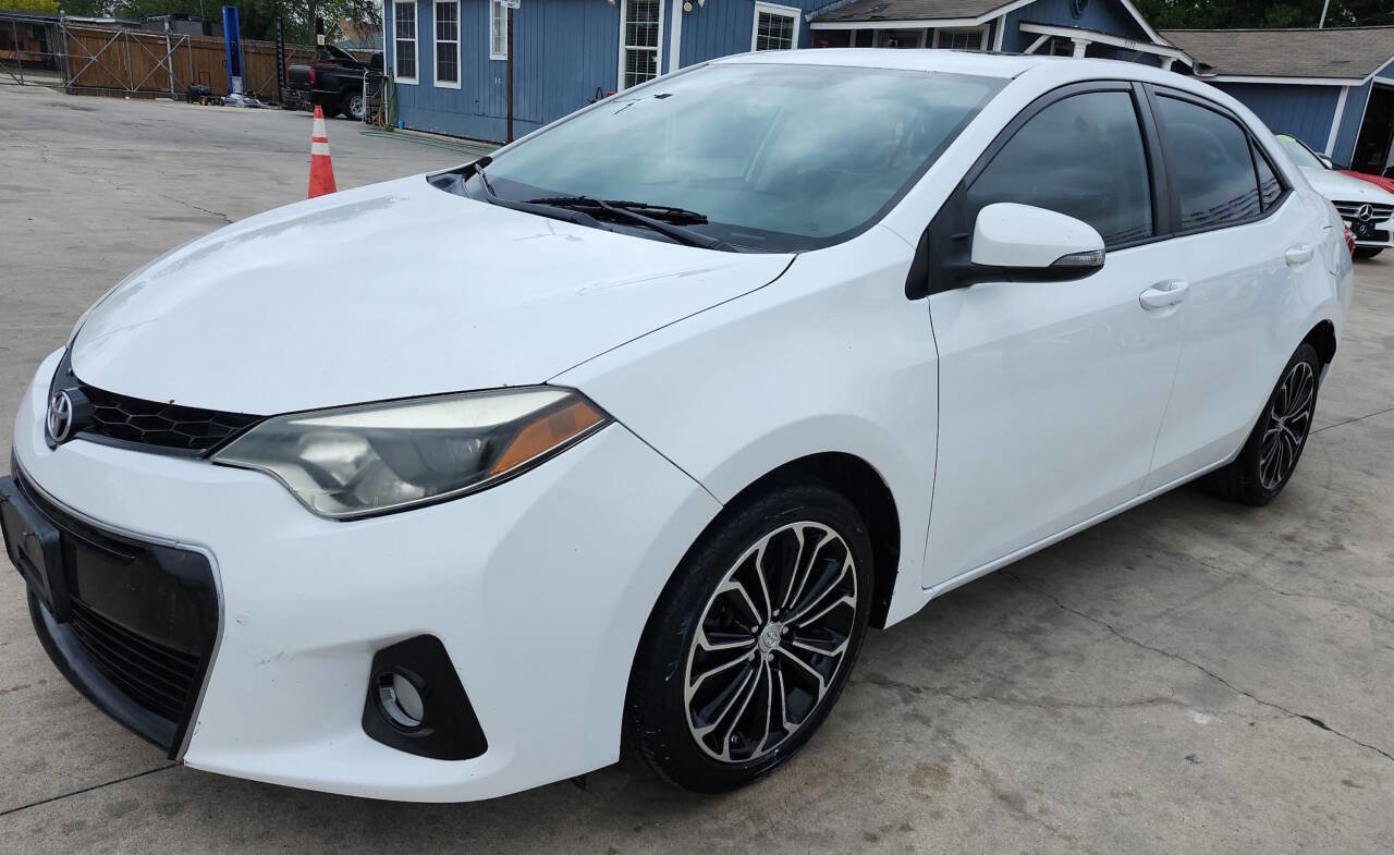Used 2015 Toyota Corolla S w/ Driver Convenience Package FWD image 2