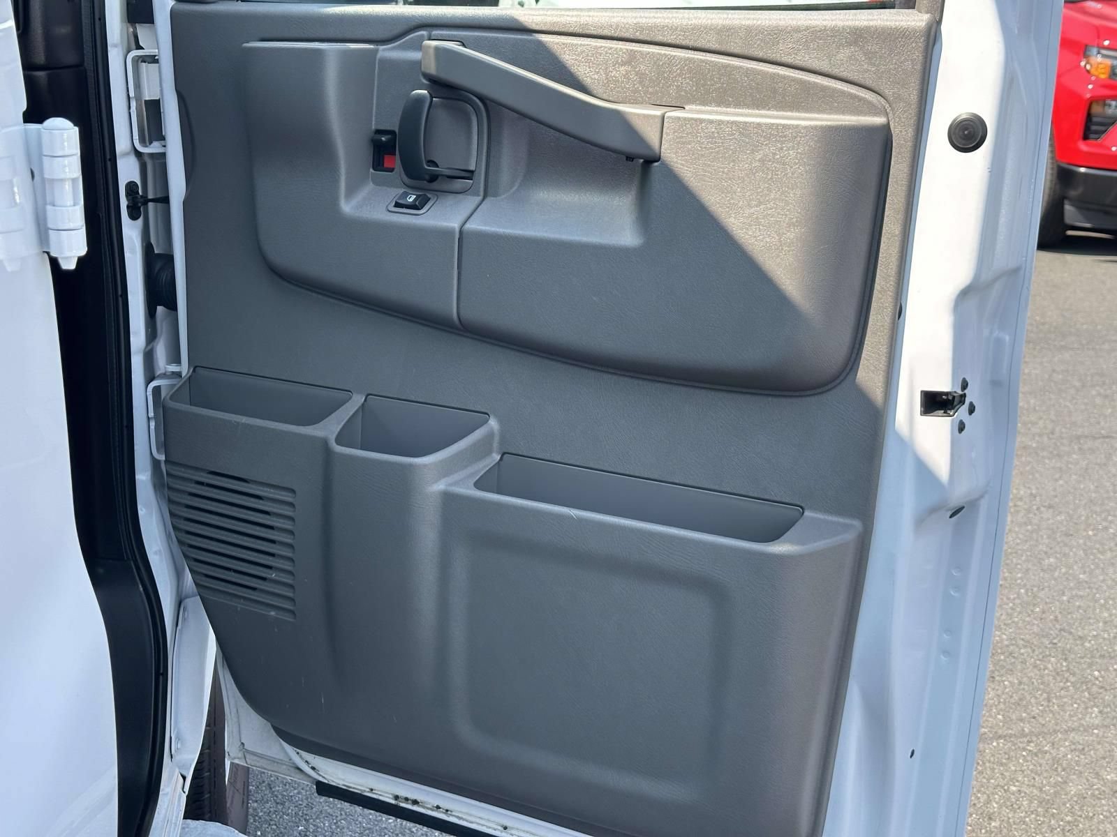 Certified 2025 Chevrolet Express 2500 w/ Driver Convenience Package RWD image 29